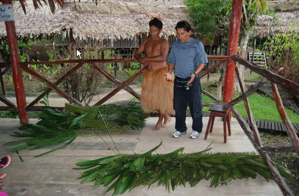 amazonian-roof-thatch-making amazonian roof thatch making